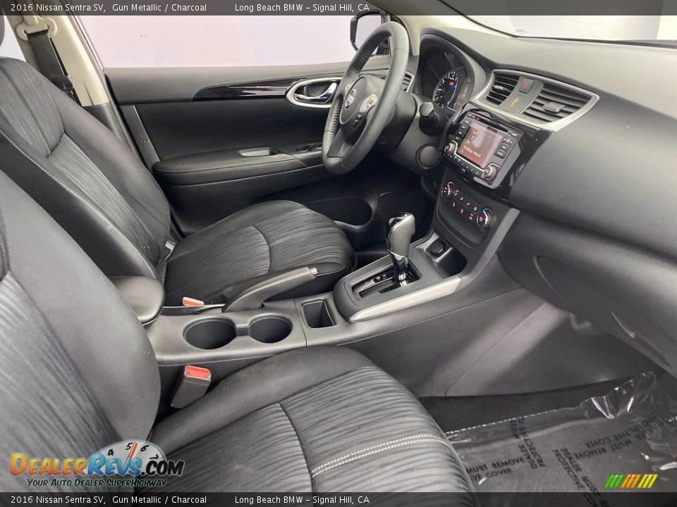 Front Seat of 2016 Nissan Sentra SV Photo #30