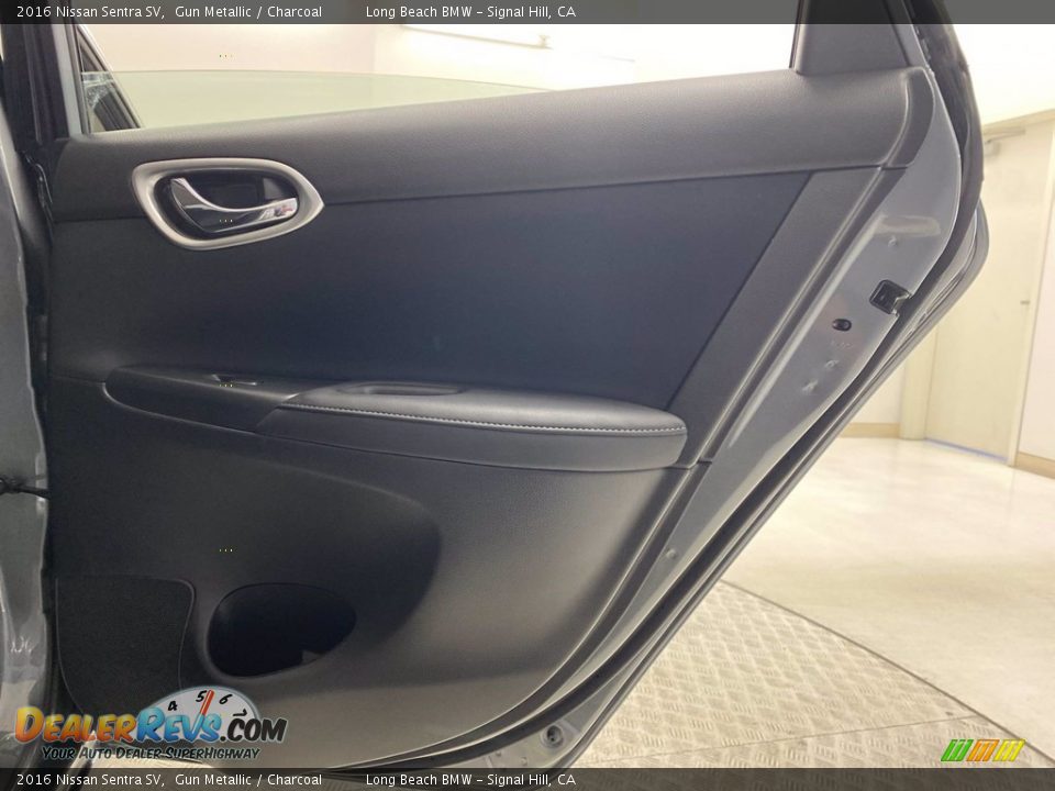 Door Panel of 2016 Nissan Sentra SV Photo #32