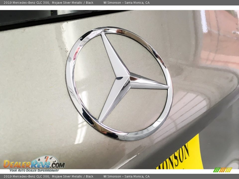 2019 Mercedes-Benz GLC 300 Mojave Silver Metallic / Black Photo #28