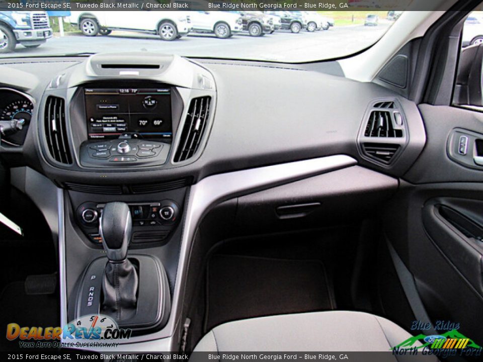 2015 Ford Escape SE Tuxedo Black Metallic / Charcoal Black Photo #16