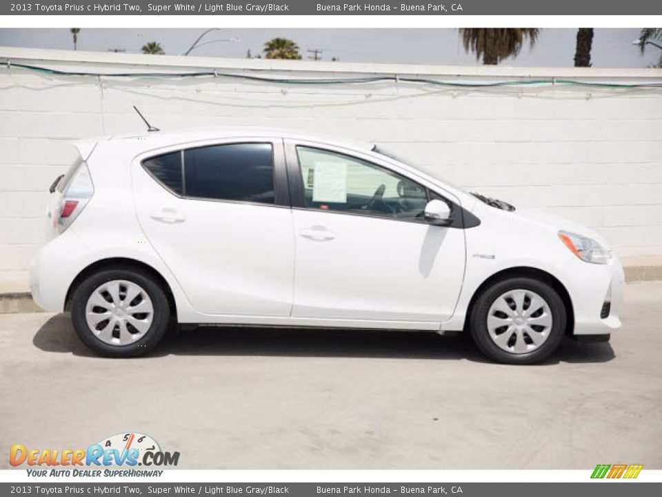 2013 Toyota Prius c Hybrid Two Super White / Light Blue Gray/Black Photo #10