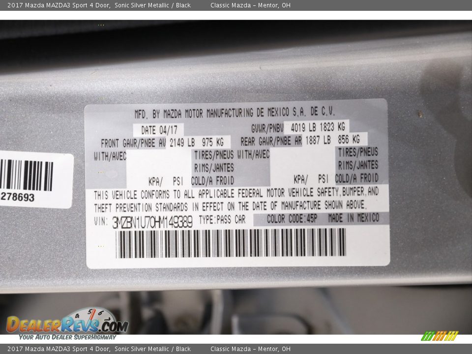 2017 Mazda MAZDA3 Sport 4 Door Sonic Silver Metallic / Black Photo #18