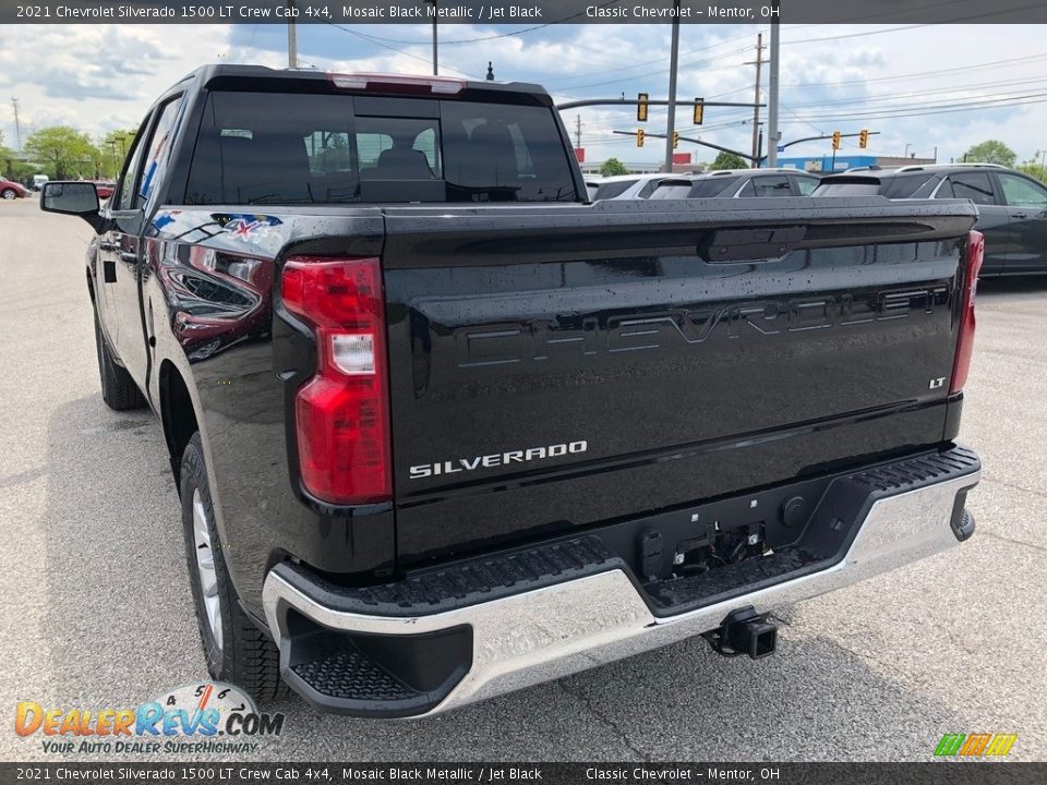 2021 Chevrolet Silverado 1500 LT Crew Cab 4x4 Mosaic Black Metallic / Jet Black Photo #4