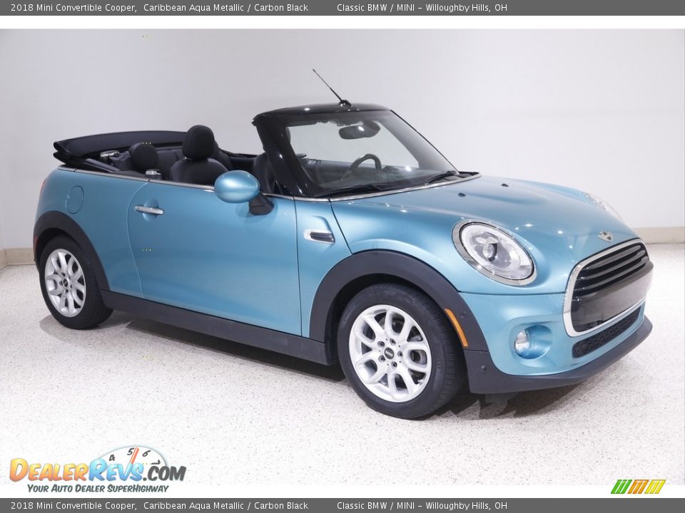 Front 3/4 View of 2018 Mini Convertible Cooper Photo #1