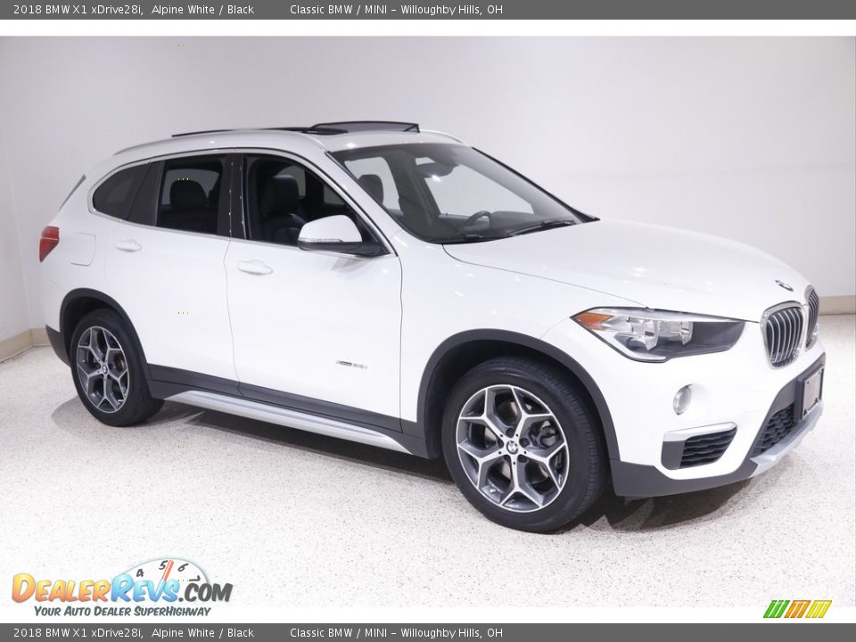 2018 BMW X1 xDrive28i Alpine White / Black Photo #1