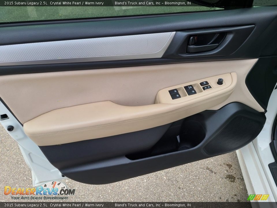 Door Panel of 2015 Subaru Legacy 2.5i Photo #4