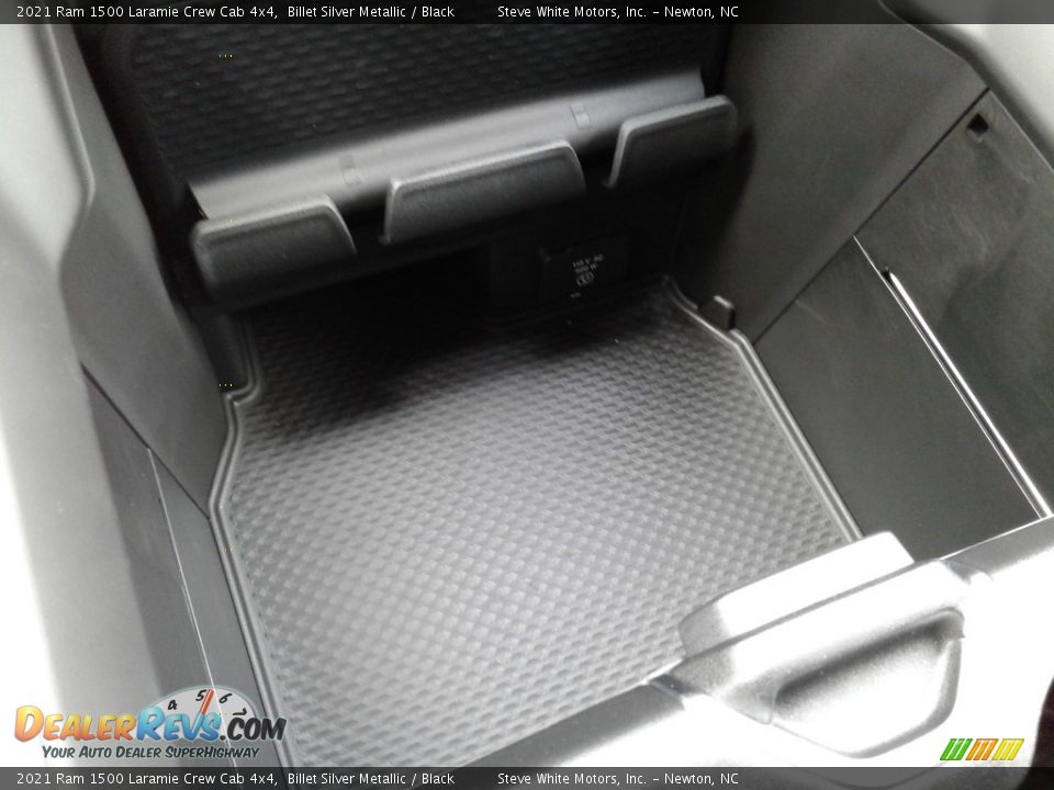 2021 Ram 1500 Laramie Crew Cab 4x4 Billet Silver Metallic / Black Photo #28