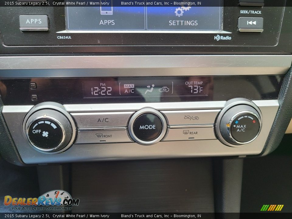 Controls of 2015 Subaru Legacy 2.5i Photo #19