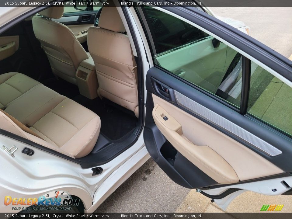 Door Panel of 2015 Subaru Legacy 2.5i Photo #34