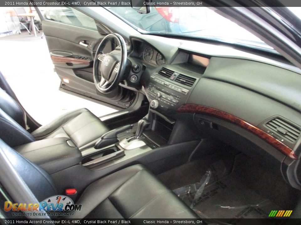2011 Honda Accord Crosstour EX-L 4WD Crystal Black Pearl / Black Photo #15