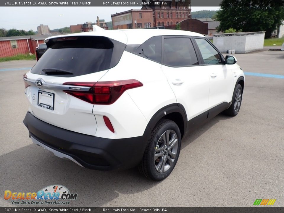 2021 Kia Seltos LX AWD Snow White Pearl / Black Photo #2