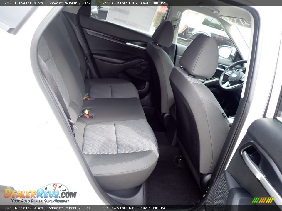 2021 Kia Seltos LX AWD Snow White Pearl / Black Photo #10