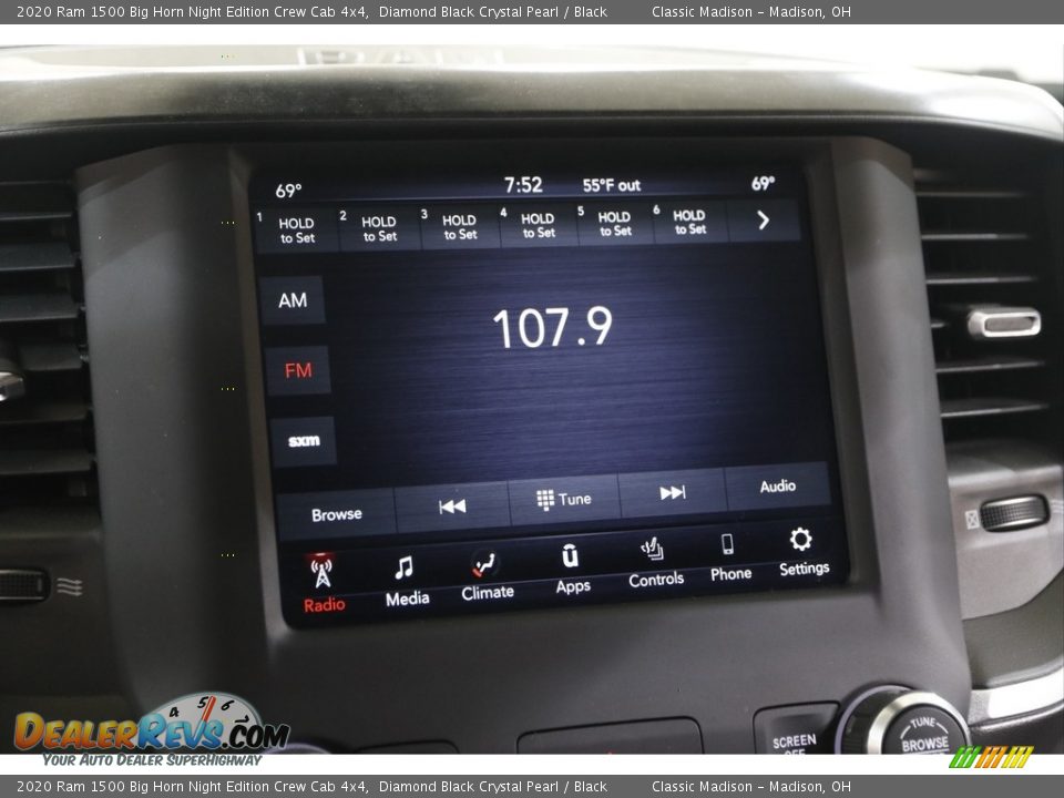 2020 Ram 1500 Big Horn Night Edition Crew Cab 4x4 Diamond Black Crystal Pearl / Black Photo #10