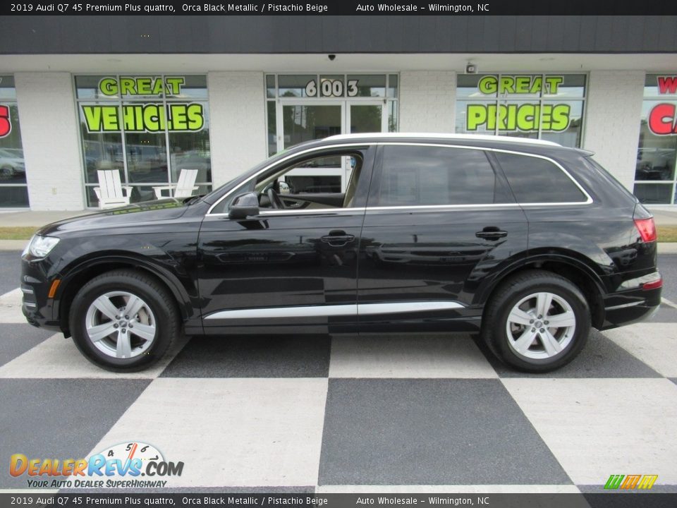 2019 Audi Q7 45 Premium Plus quattro Orca Black Metallic / Pistachio Beige Photo #1