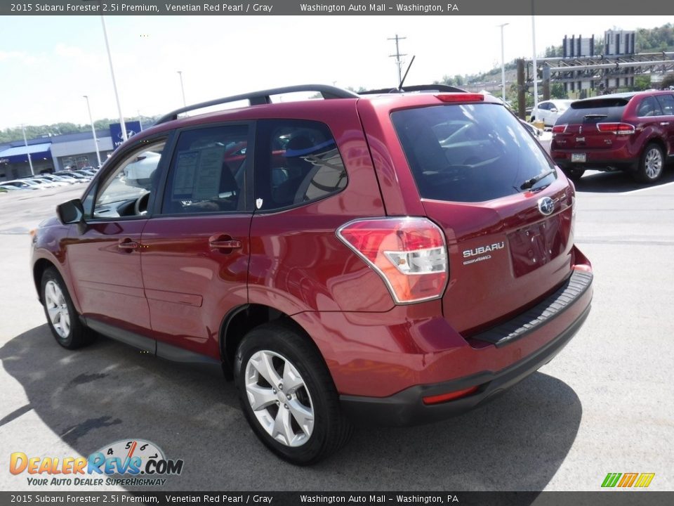 2015 Subaru Forester 2.5i Premium Venetian Red Pearl / Gray Photo #8