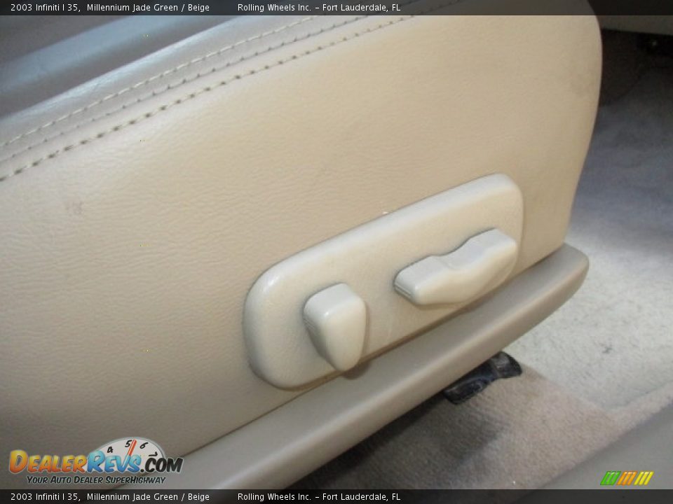 2003 Infiniti I 35 Millennium Jade Green / Beige Photo #16