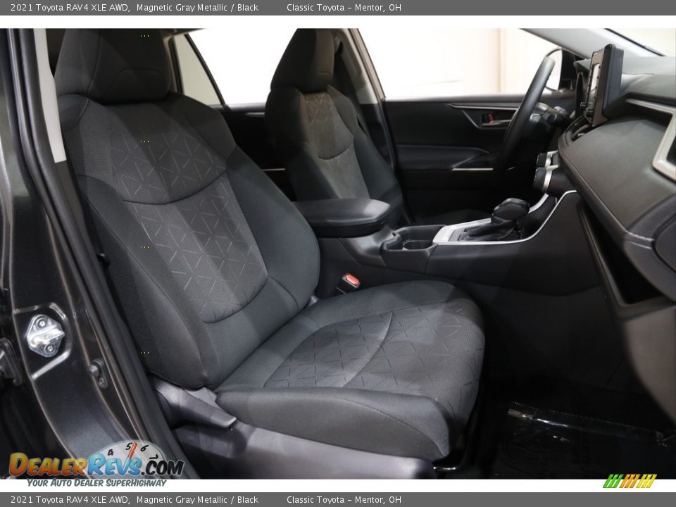 2021 Toyota RAV4 XLE AWD Magnetic Gray Metallic / Black Photo #12