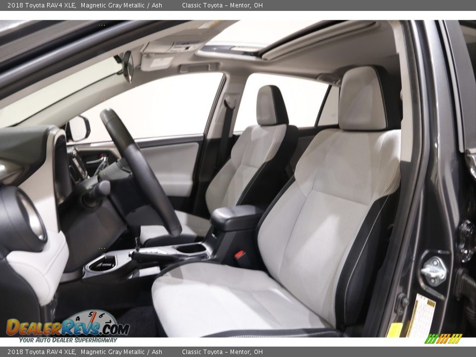 2018 Toyota RAV4 XLE Magnetic Gray Metallic / Ash Photo #5