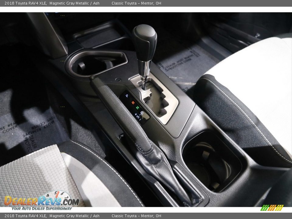 2018 Toyota RAV4 XLE Magnetic Gray Metallic / Ash Photo #11