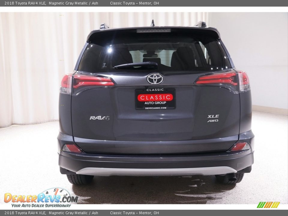2018 Toyota RAV4 XLE Magnetic Gray Metallic / Ash Photo #16