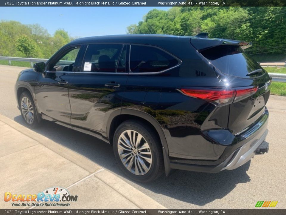 2021 Toyota Highlander Platinum AWD Midnight Black Metallic / Glazed Caramel Photo #2