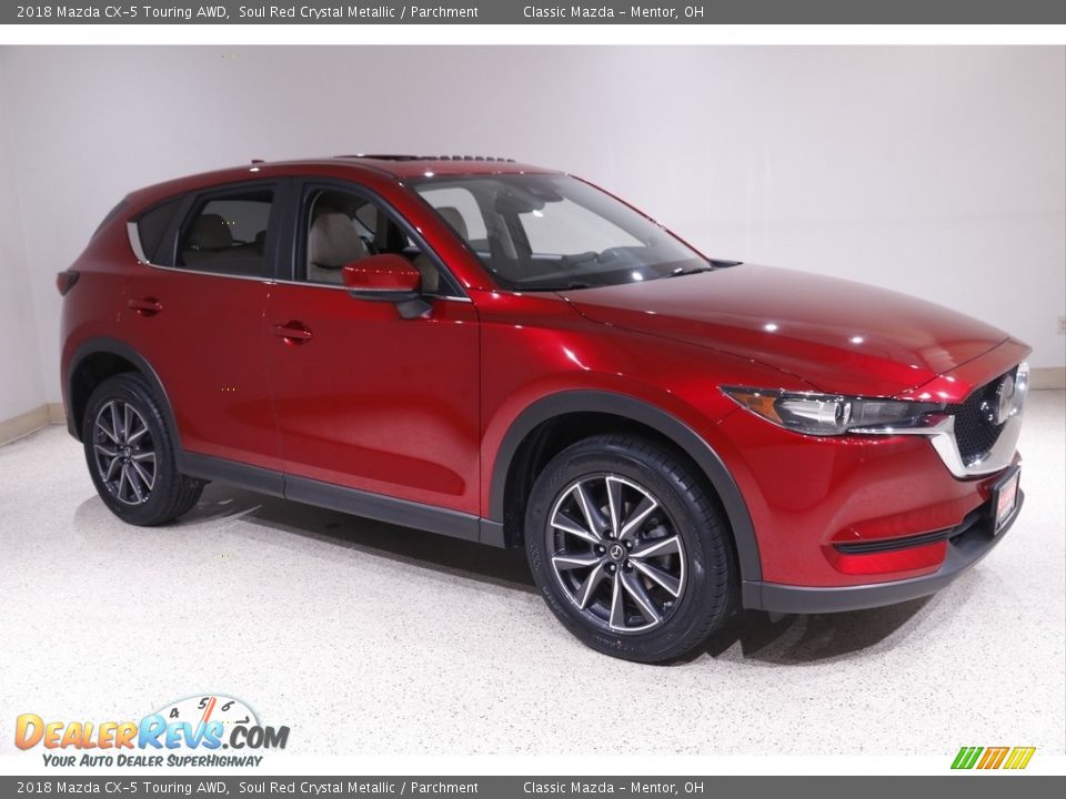 Front 3/4 View of 2018 Mazda CX-5 Touring AWD Photo #1