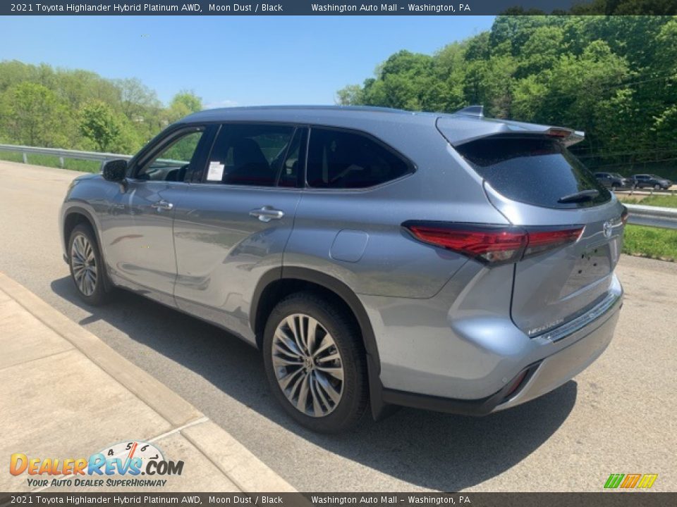 2021 Toyota Highlander Hybrid Platinum AWD Moon Dust / Black Photo #2