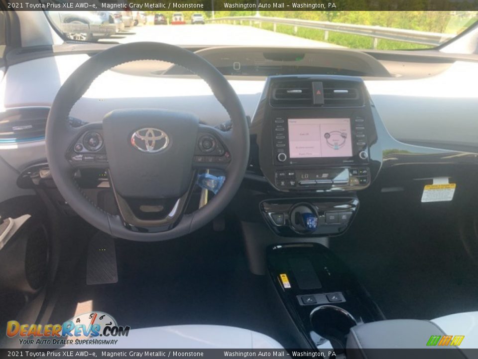 2021 Toyota Prius XLE AWD-e Magnetic Gray Metallic / Moonstone Photo #3