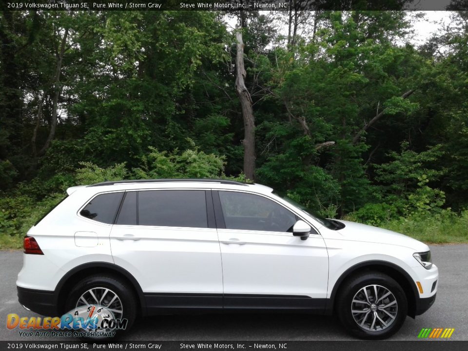 Pure White 2019 Volkswagen Tiguan SE Photo #6