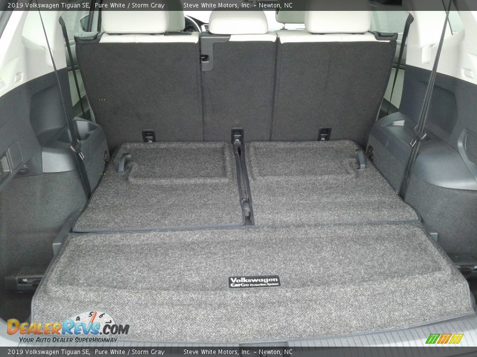 2019 Volkswagen Tiguan SE Trunk Photo #16