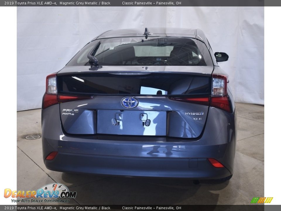 2019 Toyota Prius XLE AWD-e Magnetic Grey Metallic / Black Photo #3