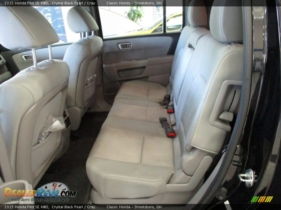 Rear Seat of 2015 Honda Pilot SE 4WD Photo #28