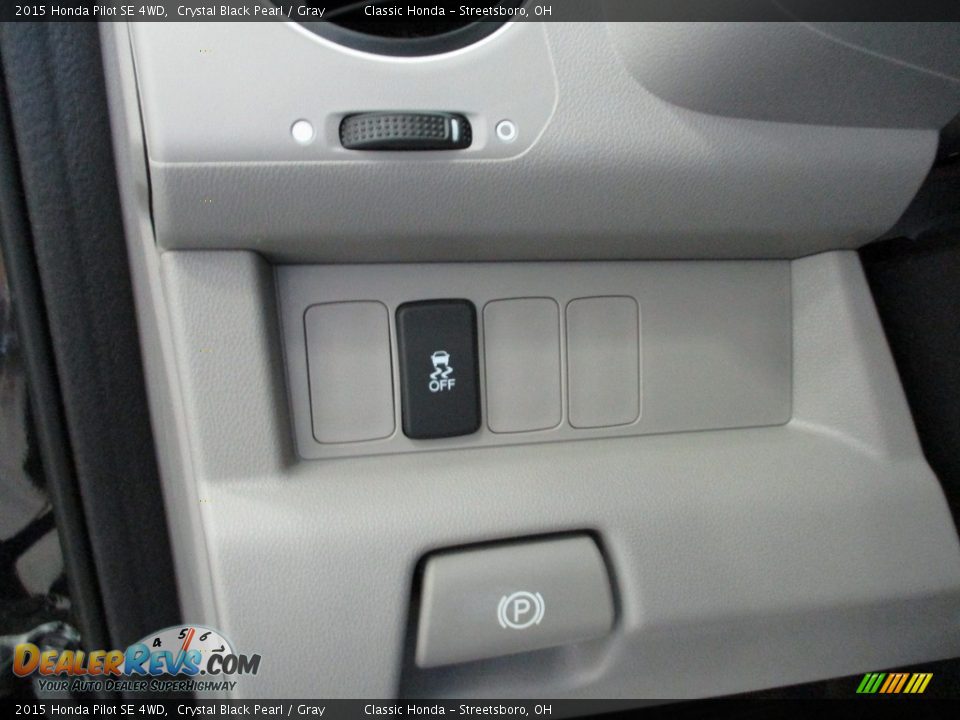 2015 Honda Pilot SE 4WD Crystal Black Pearl / Gray Photo #33