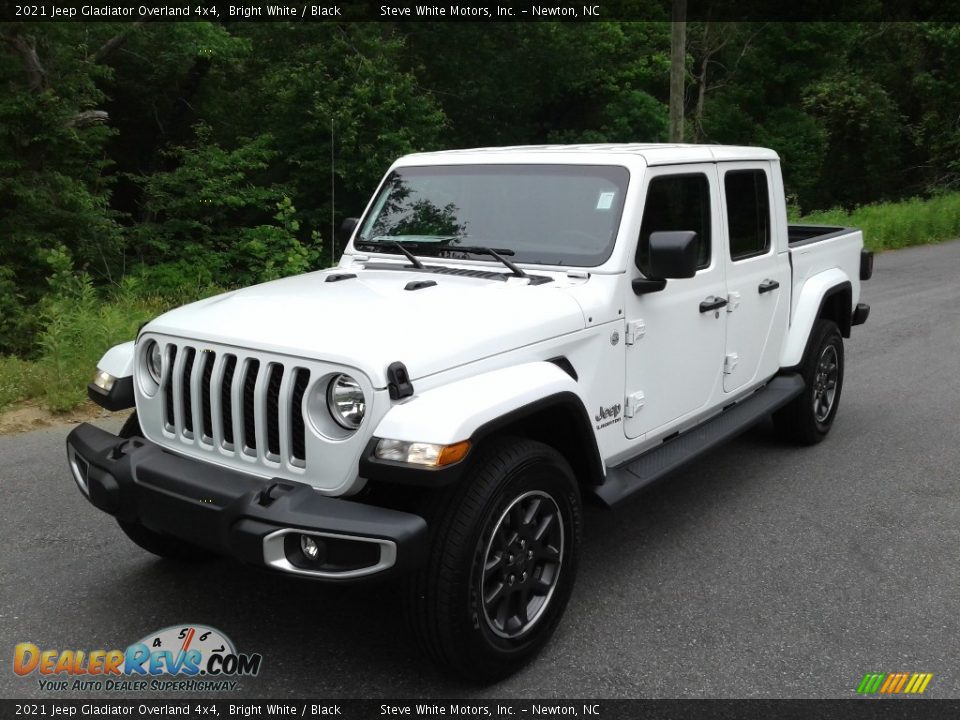 2021 Jeep Gladiator Overland 4x4 Bright White / Black Photo #2