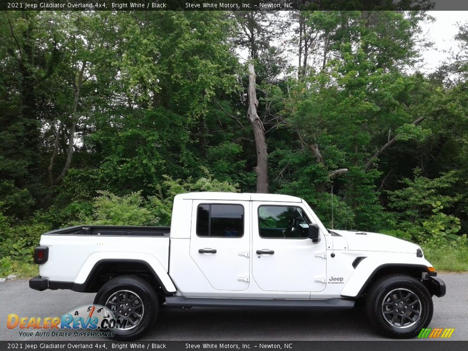 2021 Jeep Gladiator Overland 4x4 Bright White / Black Photo #5