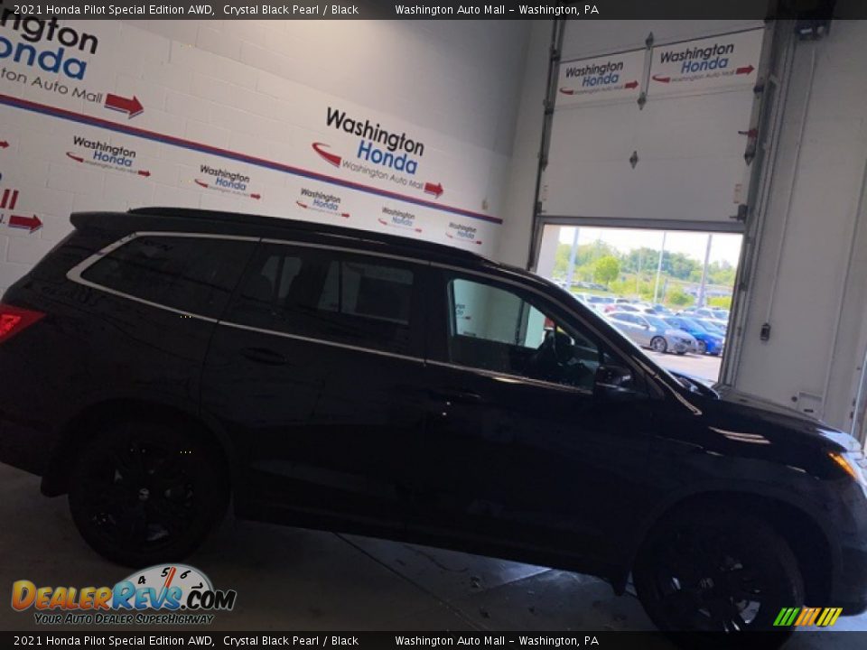 2021 Honda Pilot Special Edition AWD Crystal Black Pearl / Black Photo #2