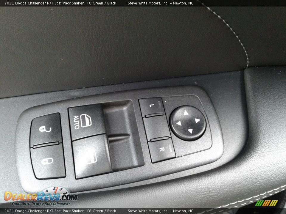 Controls of 2021 Dodge Challenger R/T Scat Pack Shaker Photo #11