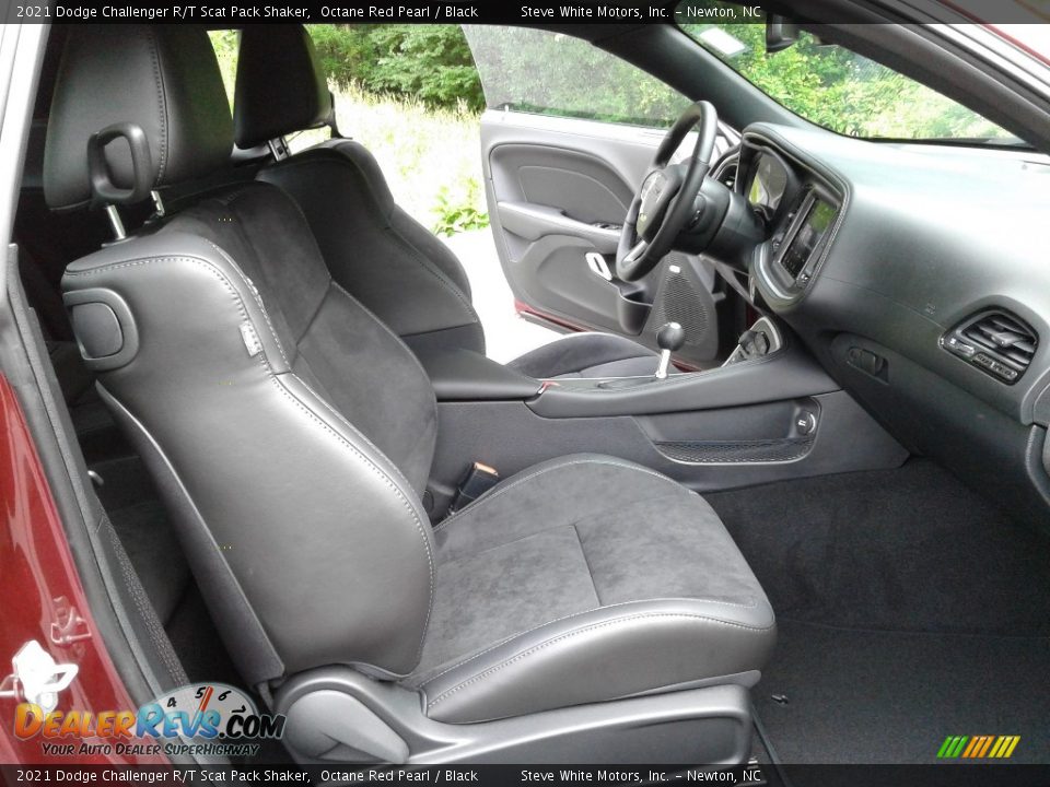 Front Seat of 2021 Dodge Challenger R/T Scat Pack Shaker Photo #15