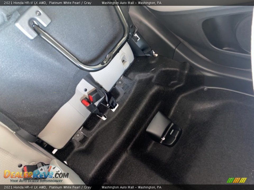 2021 Honda HR-V LX AWD Platinum White Pearl / Gray Photo #12