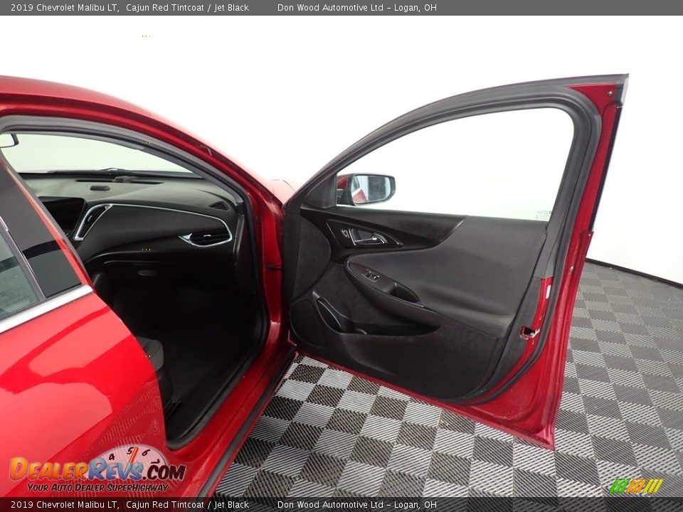 2019 Chevrolet Malibu LT Cajun Red Tintcoat / Jet Black Photo #29