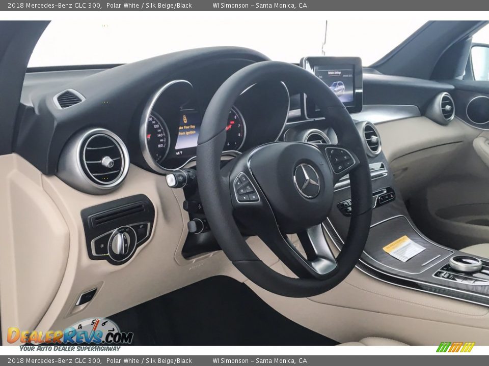 2018 Mercedes-Benz GLC 300 Polar White / Silk Beige/Black Photo #5