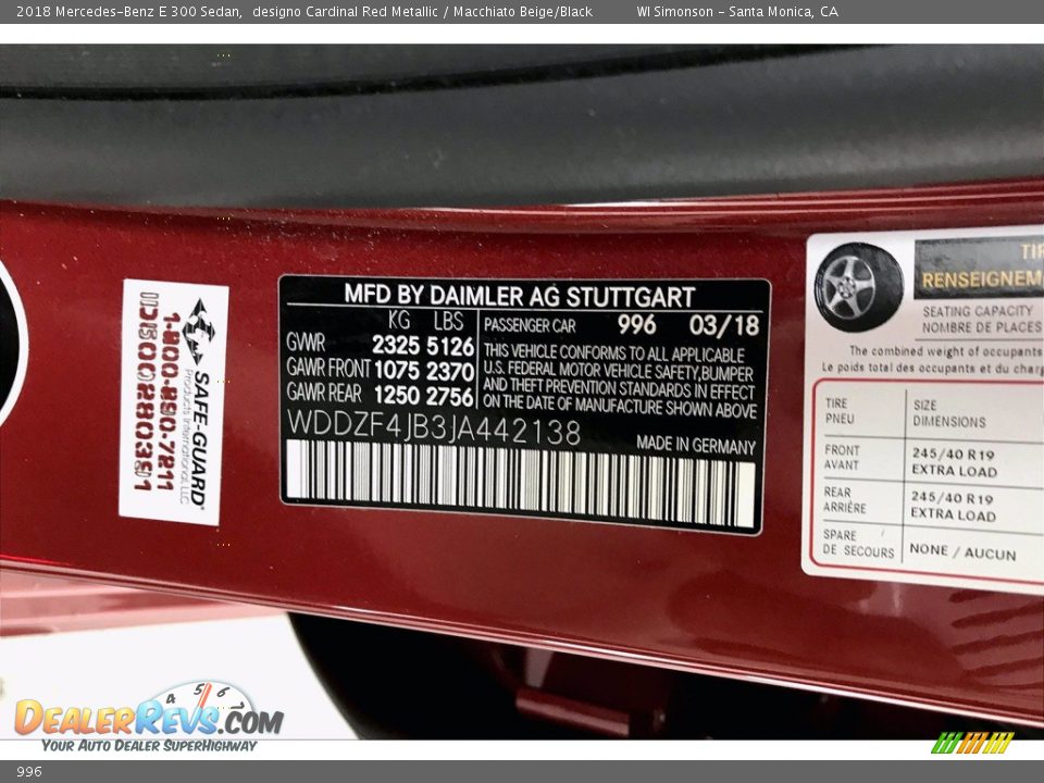 Mercedes-Benz Color Code 996 designo Cardinal Red Metallic