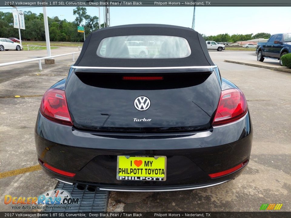 2017 Volkswagen Beetle 1.8T SEL Convertible Deep Black Pearl / Titan Black Photo #7
