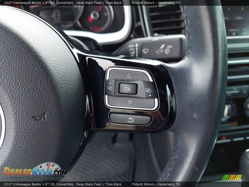 2017 Volkswagen Beetle 1.8T SEL Convertible Steering Wheel Photo #16
