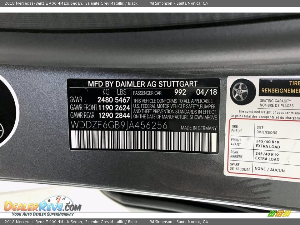 2018 Mercedes-Benz E 400 4Matic Sedan Selenite Grey Metallic / Black Photo #33