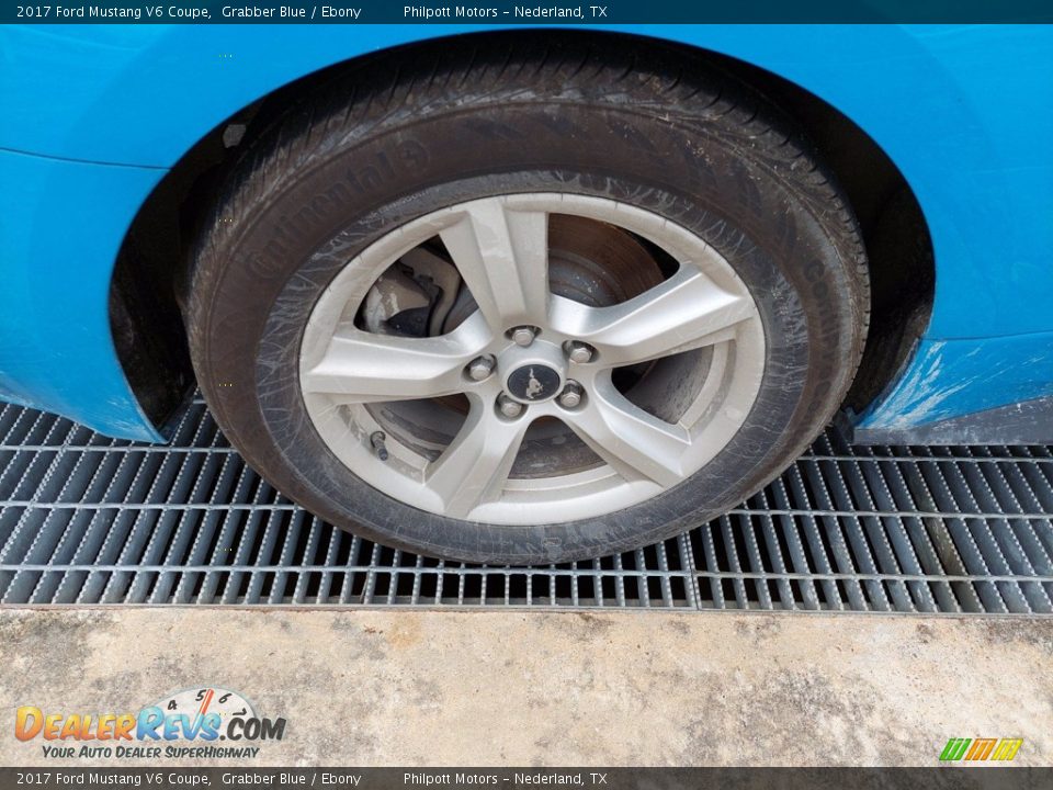 2017 Ford Mustang V6 Coupe Grabber Blue / Ebony Photo #28
