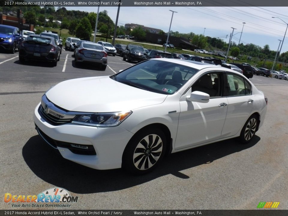 2017 Honda Accord Hybrid EX-L Sedan White Orchid Pearl / Ivory Photo #6