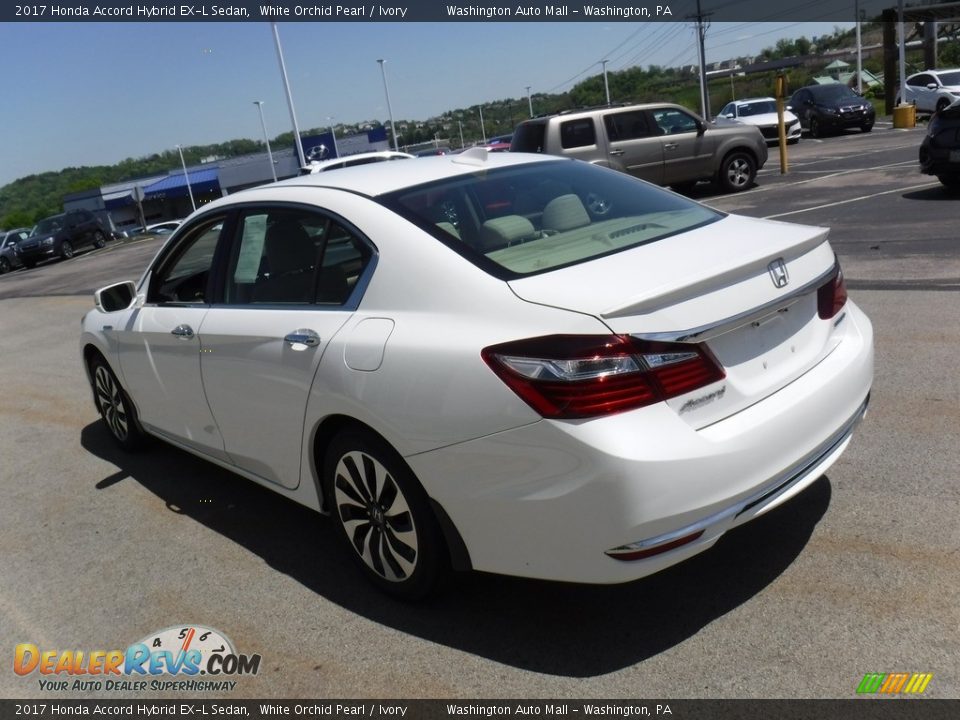 2017 Honda Accord Hybrid EX-L Sedan White Orchid Pearl / Ivory Photo #8