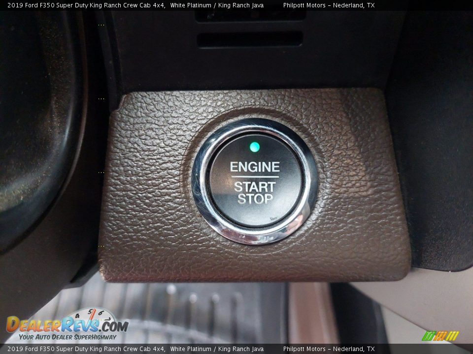 Controls of 2019 Ford F350 Super Duty King Ranch Crew Cab 4x4 Photo #24
