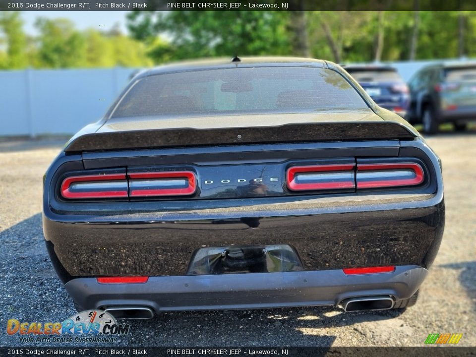 2016 Dodge Challenger R/T Pitch Black / Black Photo #4